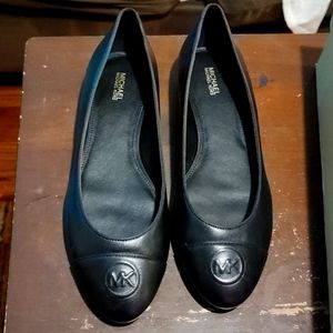 Michael Kors Dylyn Ballet Flat black sz 10 new in box
